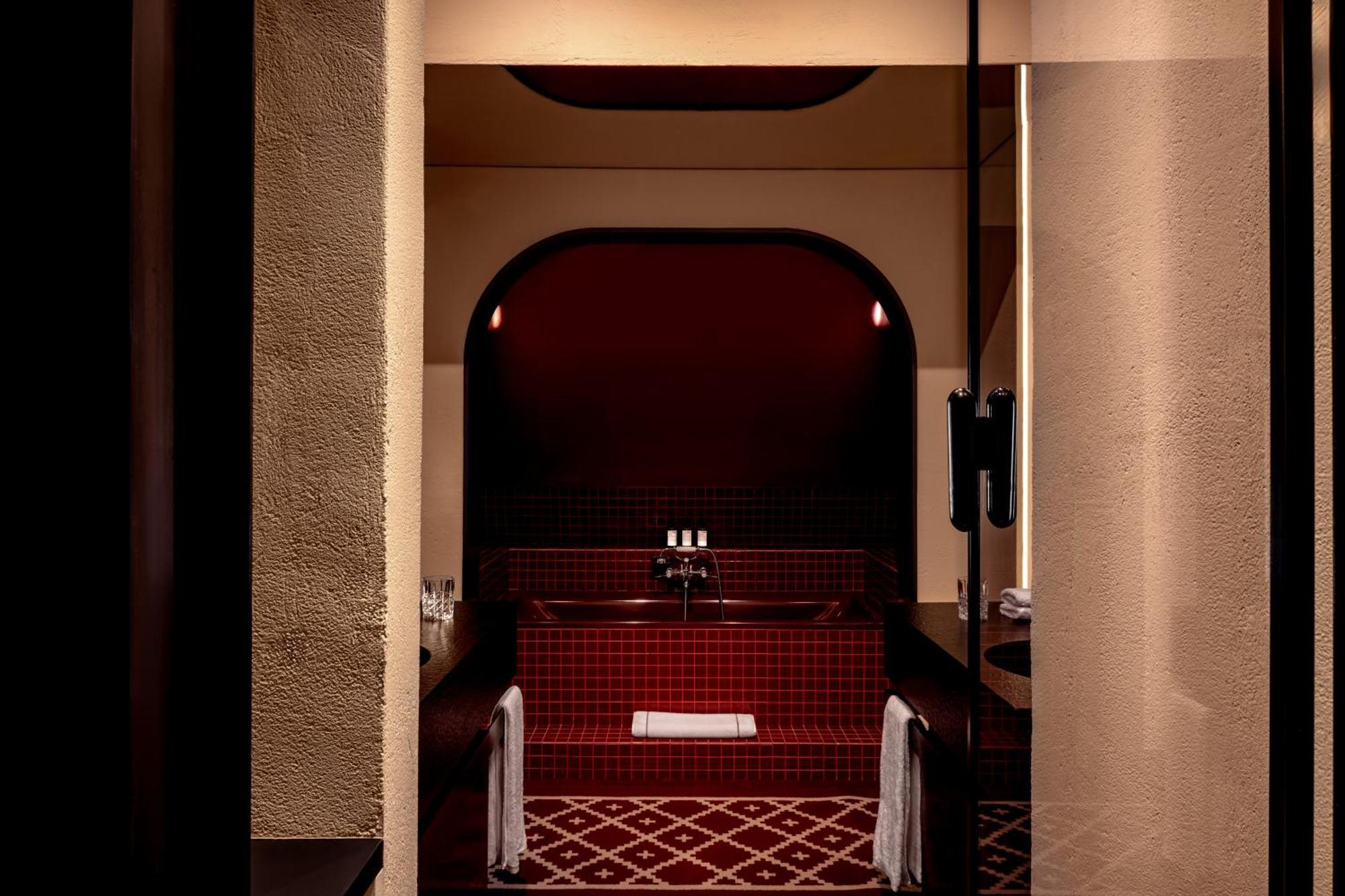 Experimental Marais Hotel Paris Exterior photo